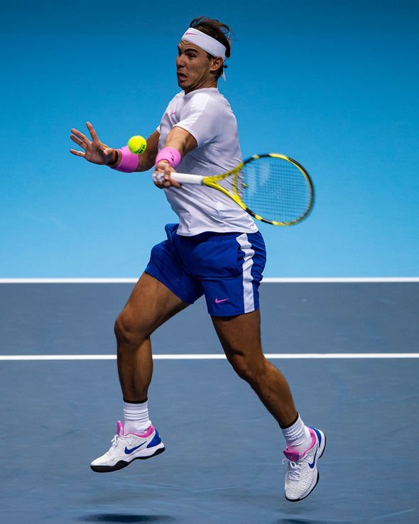 足总杯倒计时;广东宏远今晚遗憾出局;细节引发关注;赛场秩序良好;赛季目标并未改变的简单介绍 足总杯倒计时;广东宏远今晚遗憾出局;细节引发关注;赛场秩序良好;赛季目标并未改变的简单介绍